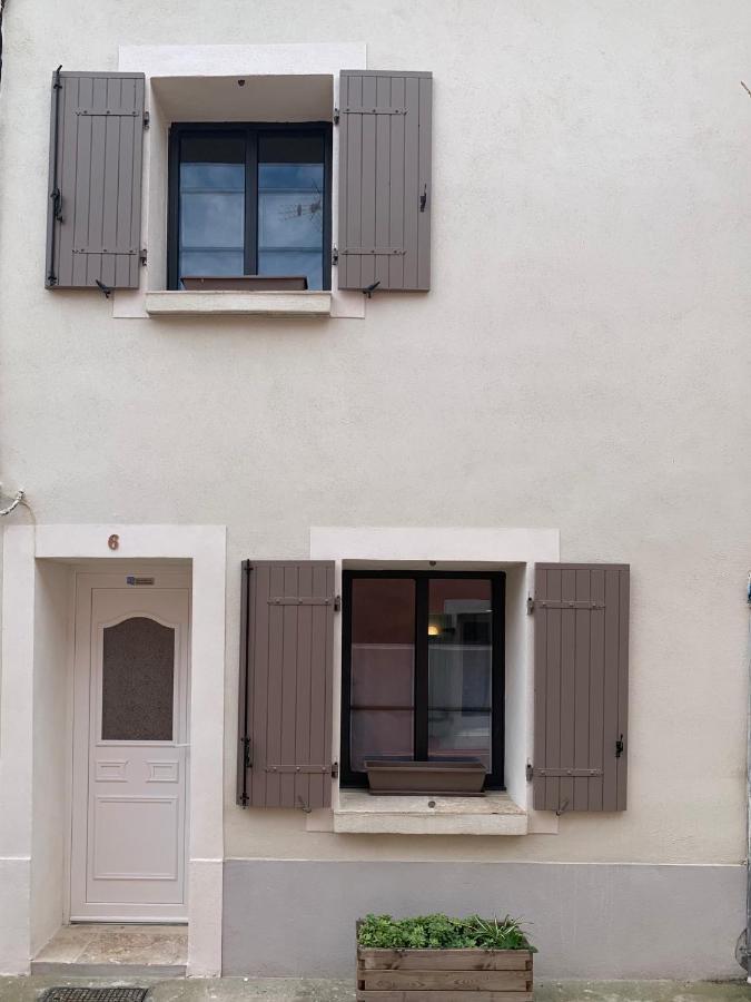 Appartements 3 Etoiles Terrasse Ou Patio Intra-Muros Aigues-Mortes Luaran gambar