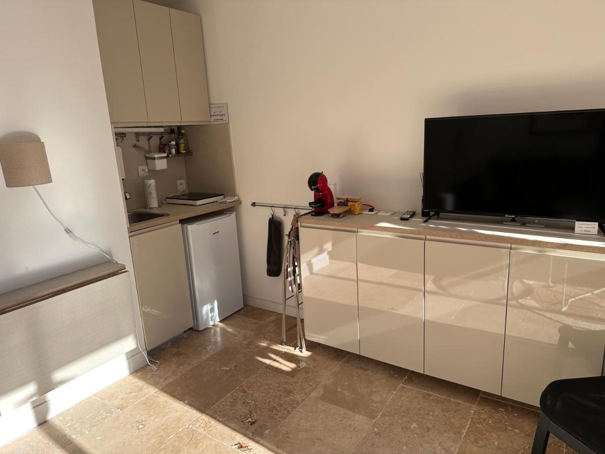 Appartements 3 Etoiles Terrasse Ou Patio Intra-Muros Aigues-Mortes Luaran gambar