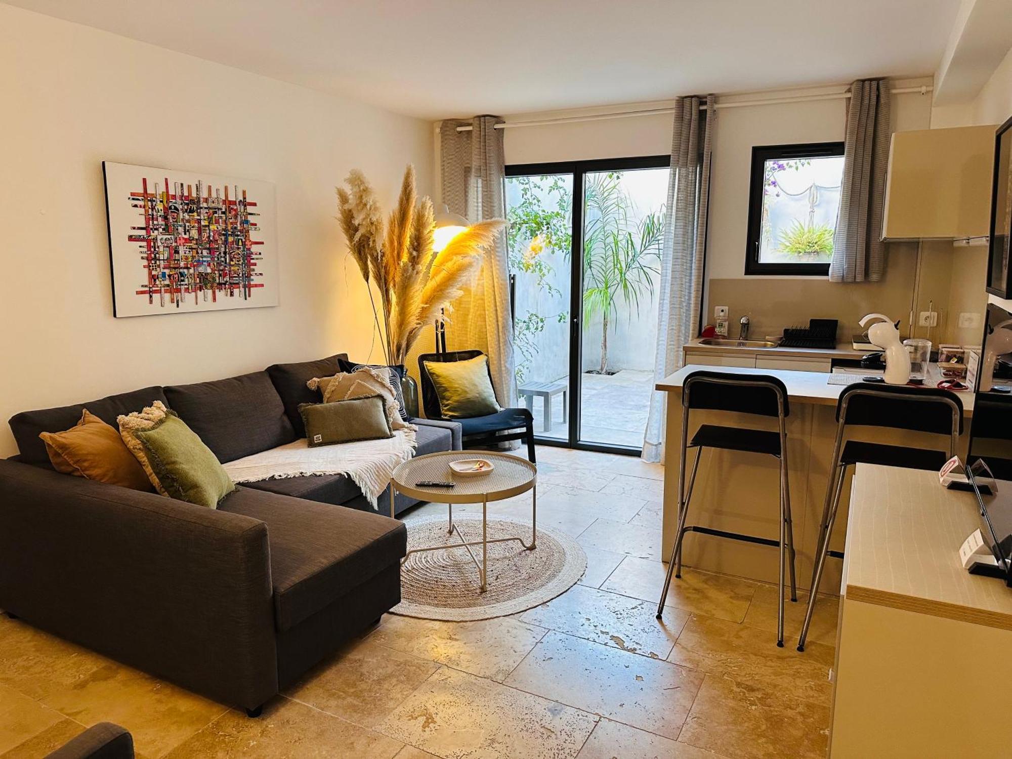 Appartements 3 Etoiles Terrasse Ou Patio Intra-Muros Aigues-Mortes Luaran gambar