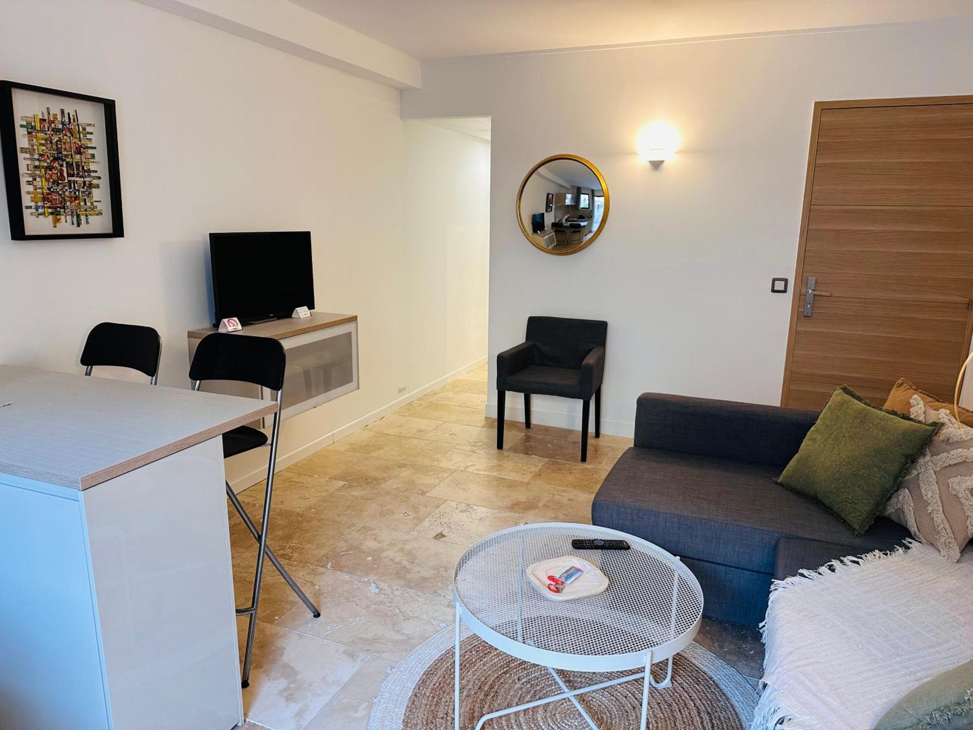 Appartements 3 Etoiles Terrasse Ou Patio Intra-Muros Aigues-Mortes Luaran gambar