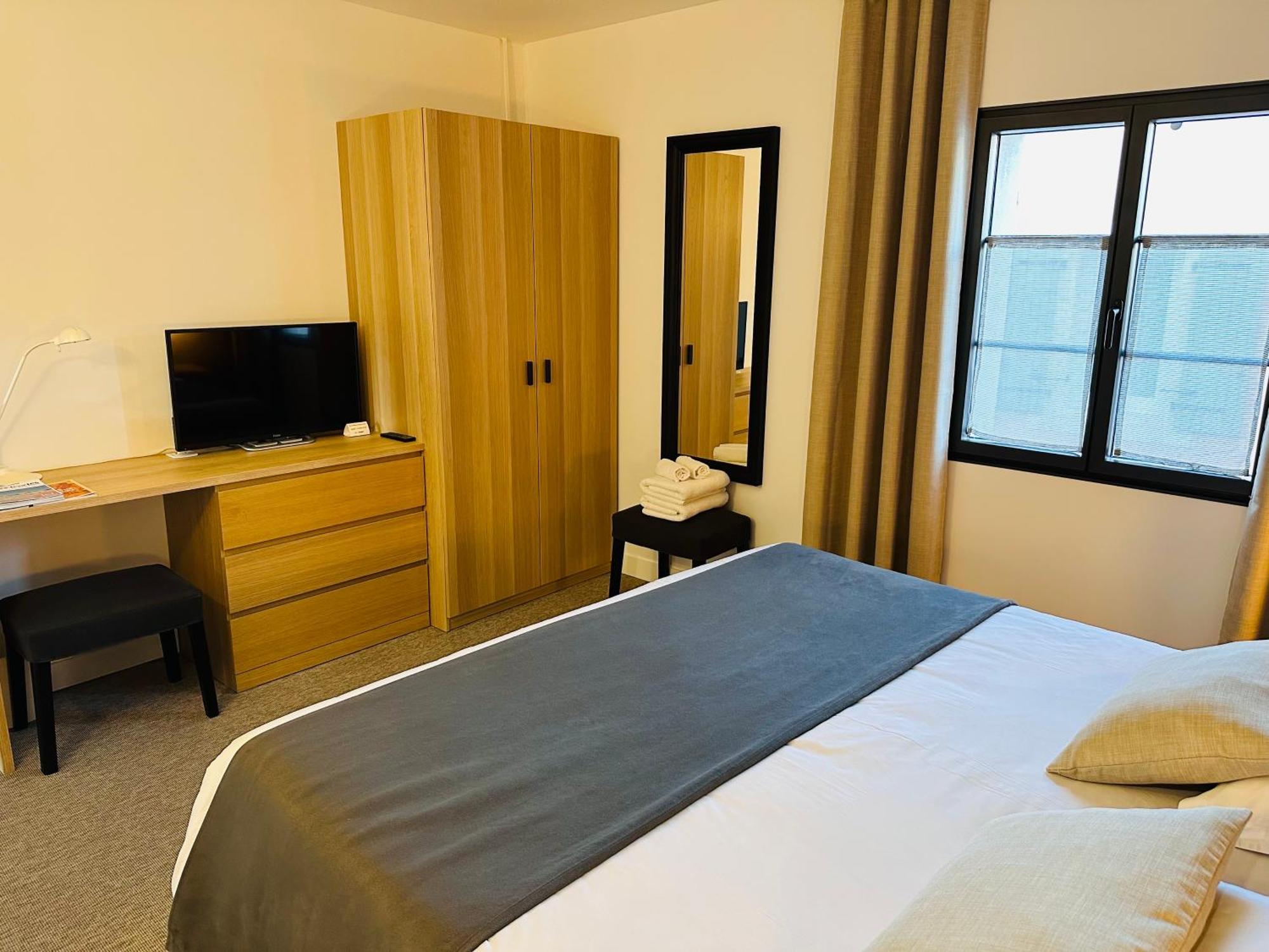 Appartements 3 Etoiles Terrasse Ou Patio Intra-Muros Aigues-Mortes Luaran gambar