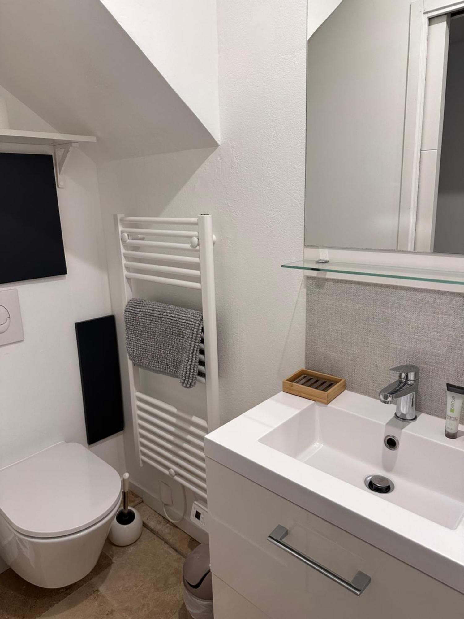 Appartements 3 Etoiles Terrasse Ou Patio Intra-Muros Aigues-Mortes Luaran gambar