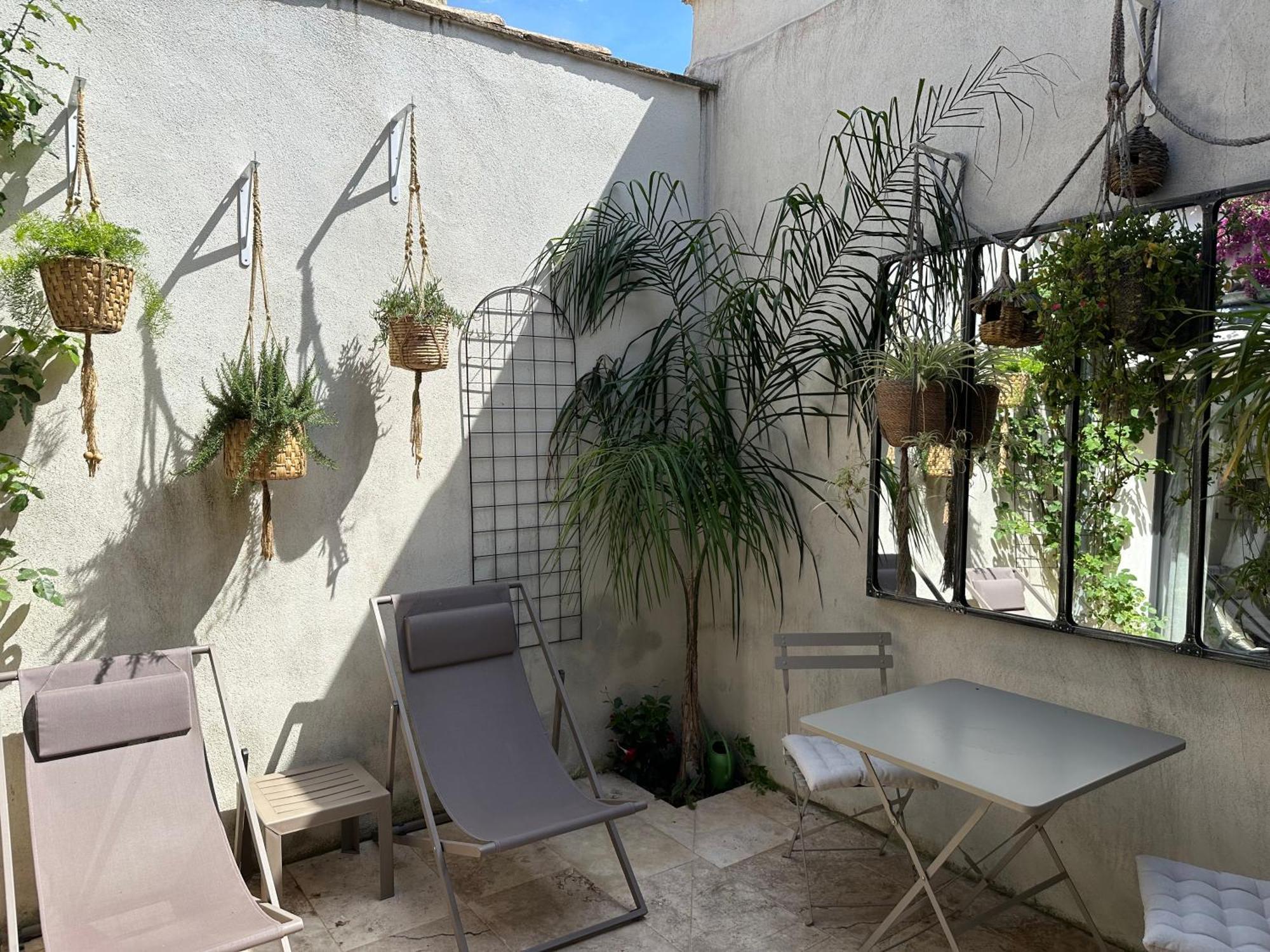 Appartements 3 Etoiles Terrasse Ou Patio Intra-Muros Aigues-Mortes Luaran gambar